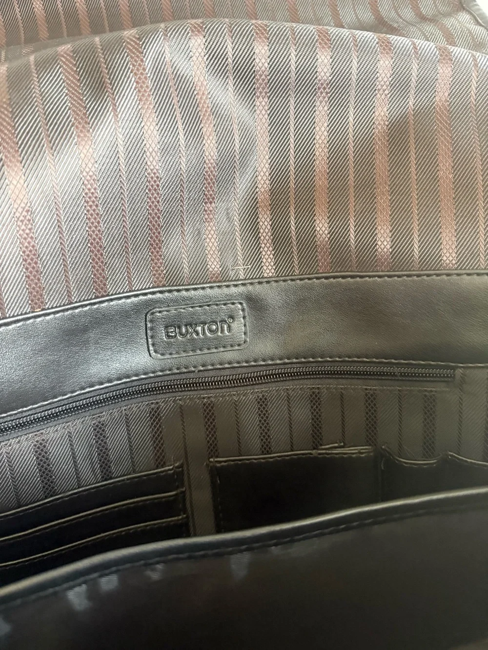 Buxton Black Soft Leather Men’s Organizer Briefcase in pristine condition.